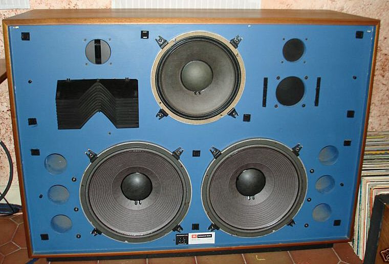  photo 1JBL4350_zps1a7cac3c.jpg