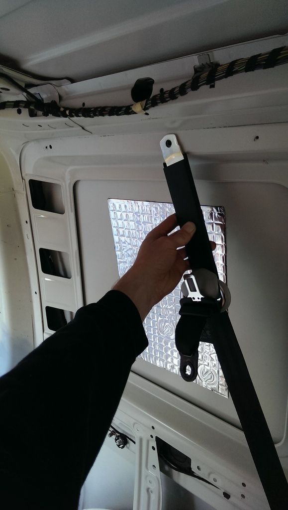 Fitting rear seat belt VW T4 Forum VW T5 Forum