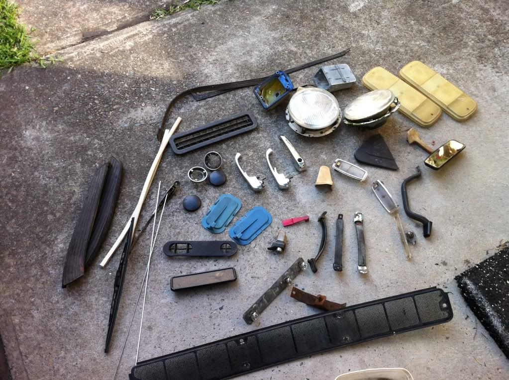 http://i1191.photobucket.com/albums/z466/paulszentirmay/PARTS/IMG_0360.jpg