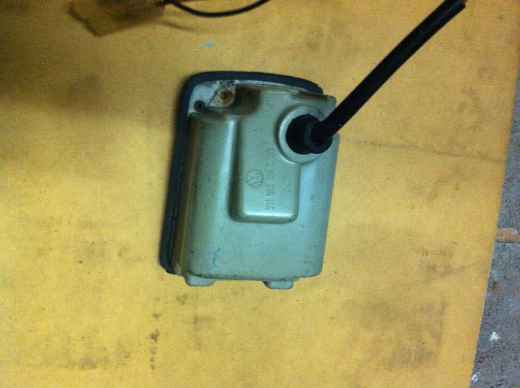 http://i1191.photobucket.com/albums/z466/paulszentirmay/PARTS/IMG_1160.jpg