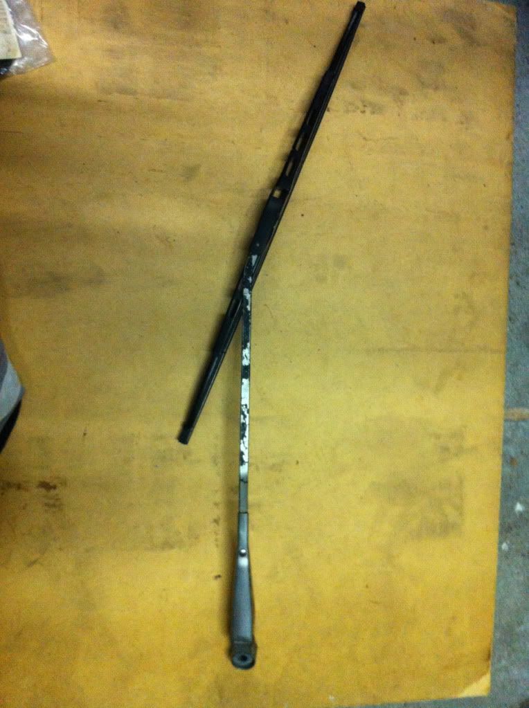 http://i1191.photobucket.com/albums/z466/paulszentirmay/PARTS/IMG_1167.jpg