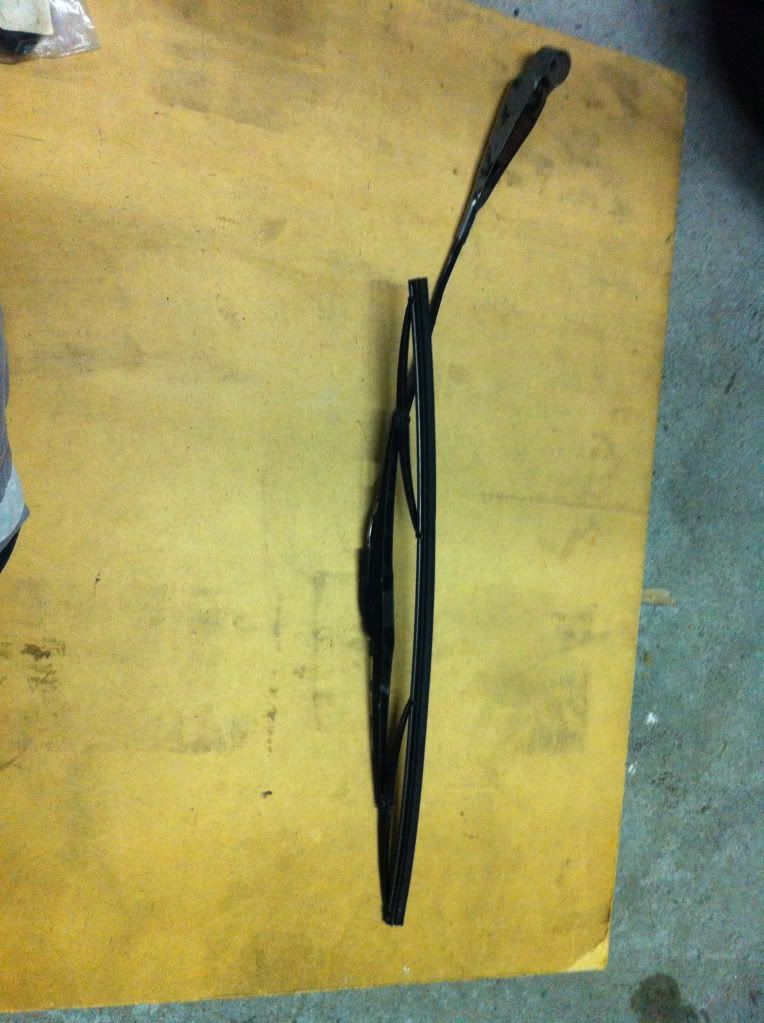 http://i1191.photobucket.com/albums/z466/paulszentirmay/PARTS/IMG_1168.jpg