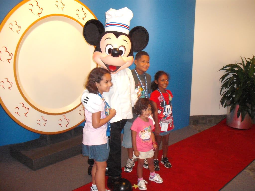 Disney2010073.jpg