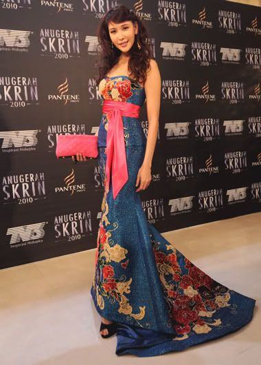  Gambar BEST DRESSED Anugerah Skrin 2010