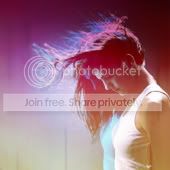 http://i1191.photobucket.com/albums/z480/marythegeek/by_bendercopy.jpg